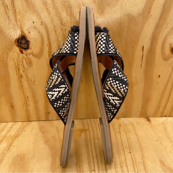 TOMS Black Woven Fringe Sandals Women’s Slip On Flat Criss Cross Slides Size - Picture 7 of 9